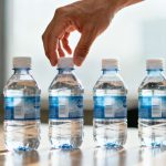 Vous buvez laquelle ? Ces 4 marques d’eau sont les plus saines pour 60 millions de consommateurs